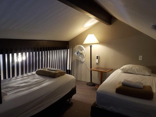 バンフインターナショナルホステル