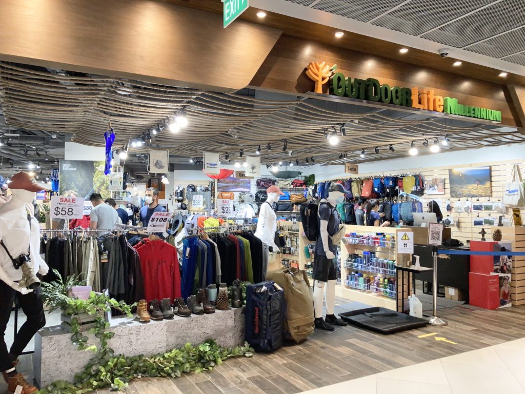 アウトドアショップ