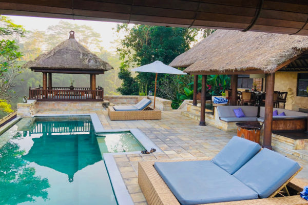 プライベートプール付きヴィラ