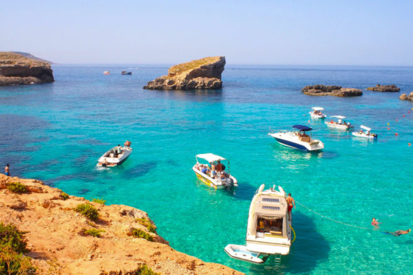 ブルーラグーン