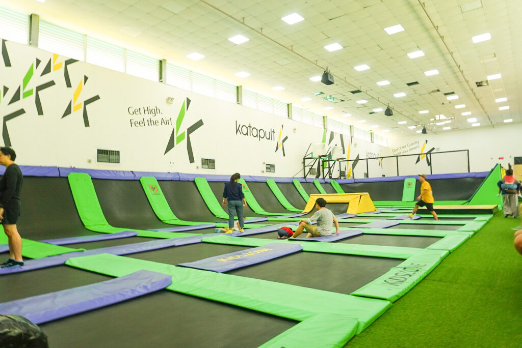 シンガポール トランポリントランポリン